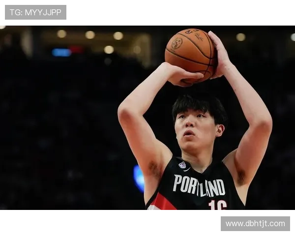 ✅体育直播🏆世界杯直播🏀NBA直播⚽- 东西问·镇馆之宝丨李文初：三彩黑釉马这样见证丝路文明交流- sports